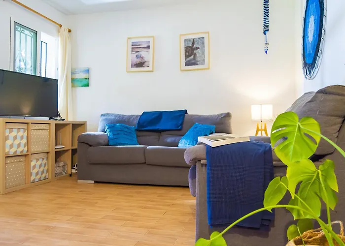 Comodo 2hab. • 1 Min De La Playa •piscina• Wifi