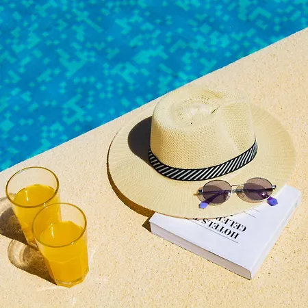 Comodo 2hab. • 1 Min De La Playa •piscina• Wifi Feriehus Dénia